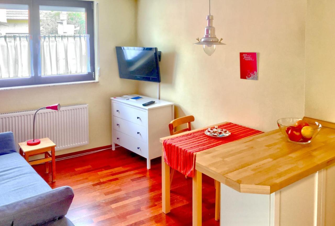 Ferienwohnung Maeder Schaafheim Eksteriør bilde